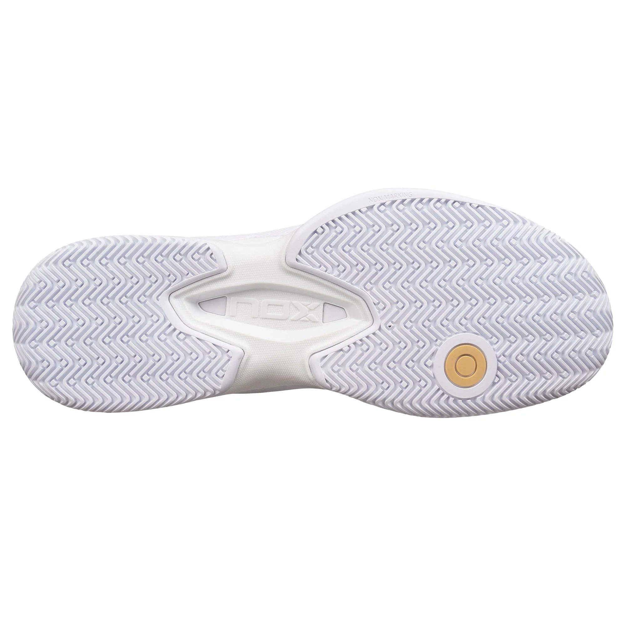 Zapatilla de pádel Nox AT10 Pro 2024 Negro/Oro - Agustín Tapia