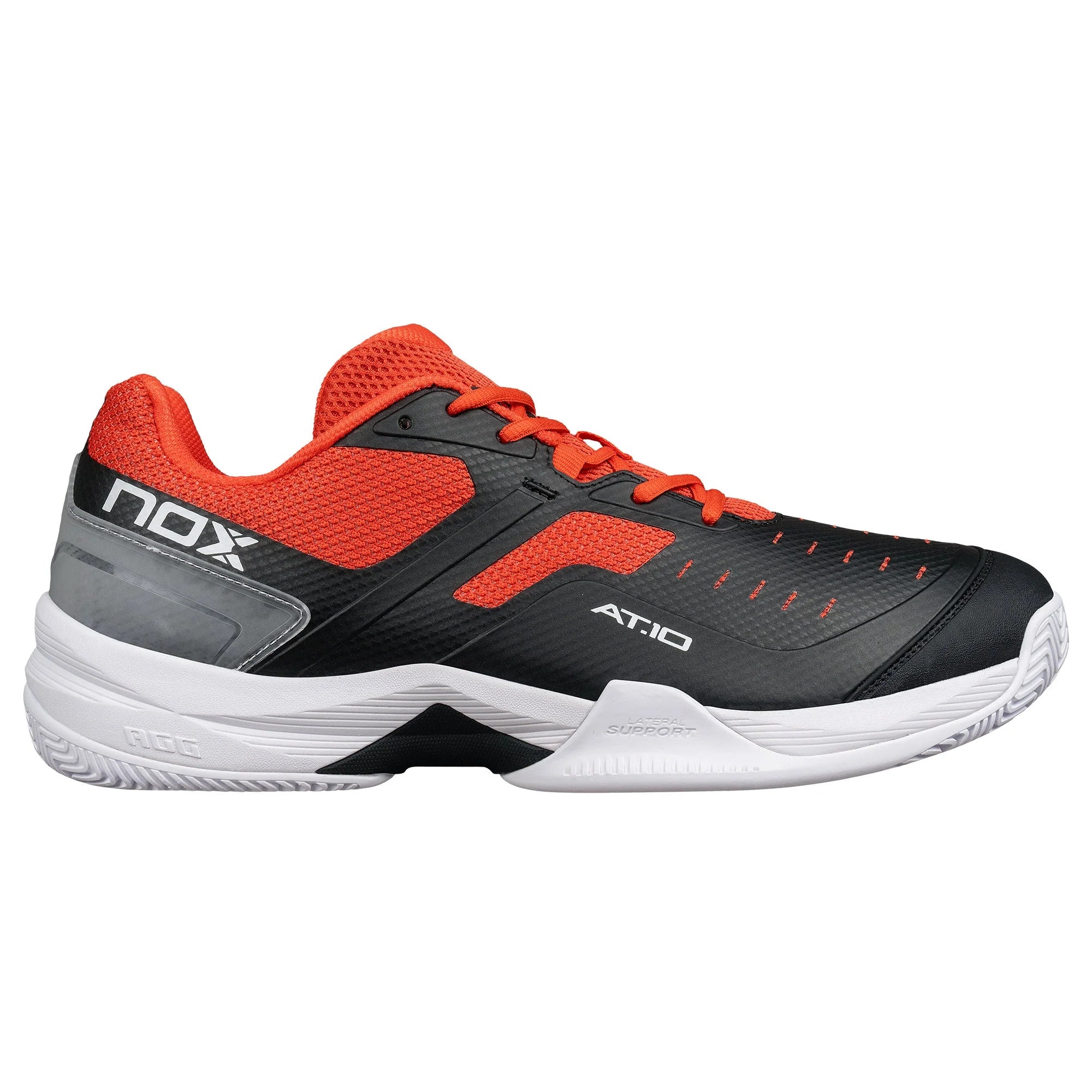 Zapatilla de pádel Nox AT10 Pro 2024 Negro/Rojo - Agustín Tapia