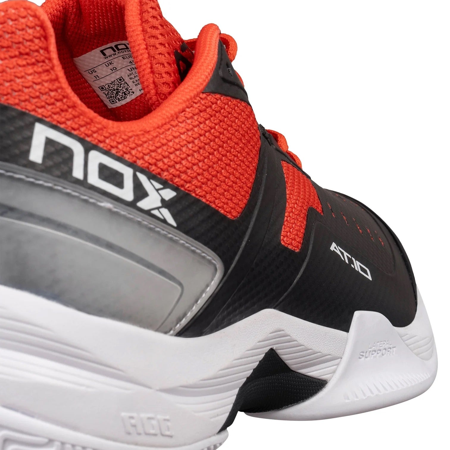 Zapatilla de pádel Nox AT10 Pro 2024 Negro/Rojo - Agustín Tapia